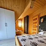 בקתה Goralska 3 Highland - Jacuzzi, Sauna, Split Ac, Private Parking, Mountains View *
