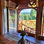 Goralska 3 Highland - Jacuzzi, Sauna, Split Ac, Private Parking, Mountains View 木屋