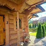 Goralska 3 Highland - Jacuzzi, Sauna, Split Ac, Private Parking, Mountains View 木屋 扎科帕内
