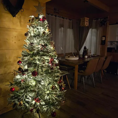 Dağ evi Goralska 3 Highland - Jacuzzi, Sauna, Split Ac, Private Parking, Mountains View *