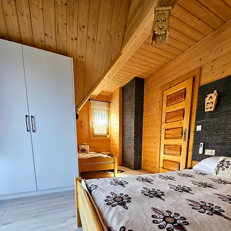 Dağ evi Goralska 3 Highland - Jacuzzi, Sauna, Split Ac, Private Parking, Mountains View *