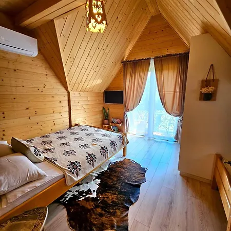 Dağ evi Goralska 3 Highland - Jacuzzi, Sauna, Split Ac, Private Parking, Mountains View