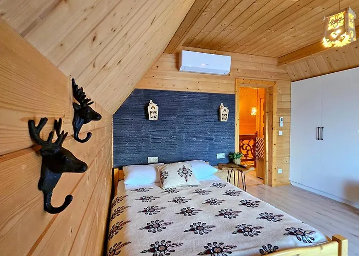Goralska 3 Highland - Jacuzzi, Sauna, Split Ac, Private Parking, Mountains View Chalet Zakopane